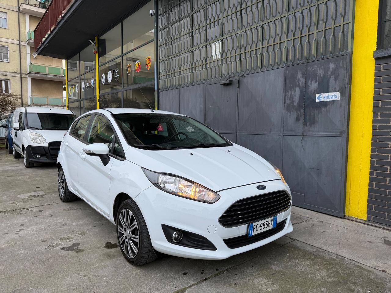 Ford Fiesta 1.4 5 porte Bz.- GPL Black & White Edition