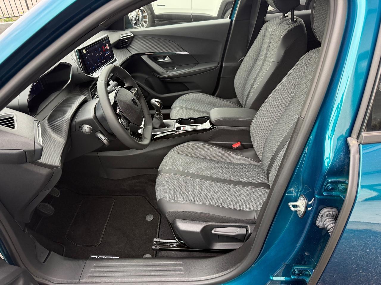 Peugeot 2008 1.2 puretech Allure Vettura Ufficiale