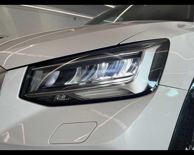 AUDI Q2 30 TDI S tronic Business Plus
