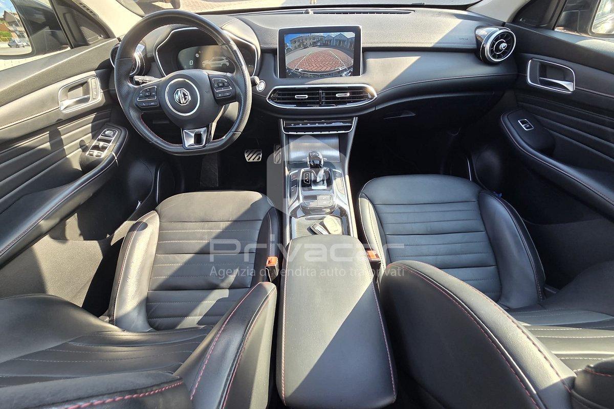 MG EHS Plug-in Hybrid Exclusive