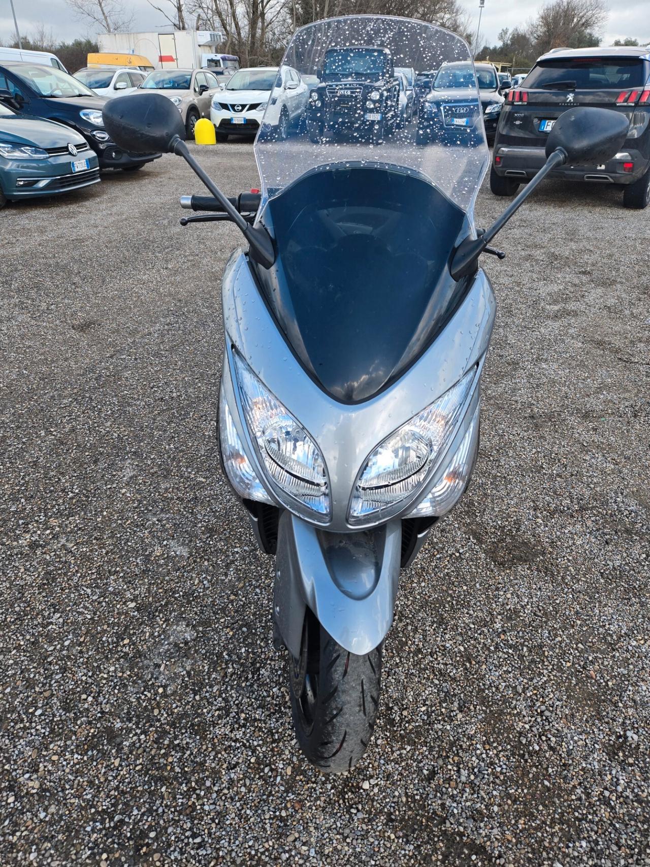 Yamaha tmax