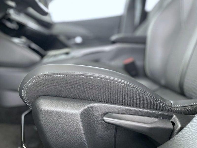 Peugeot 2008 2008 BlueHDi 130 S&S EAT8 GT