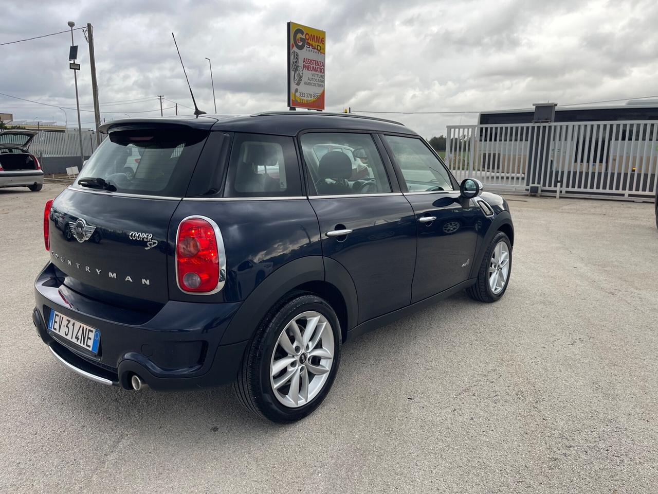 MINI COUNTRYMAN 2.0 SD 143 ALL4x4 COOPER S MY14