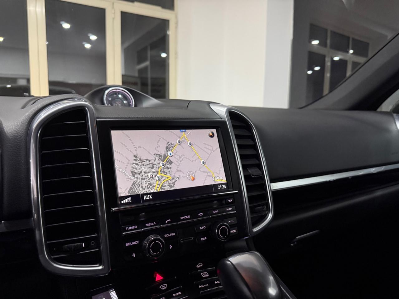 Porsche Cayenne 3.0D250cv BLACK+R21+CHRONO SPORT2016