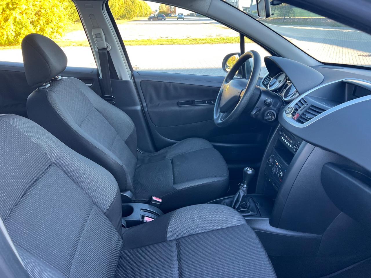 Peugeot 207 1.6 8V HDi 93CV SW Special Edition