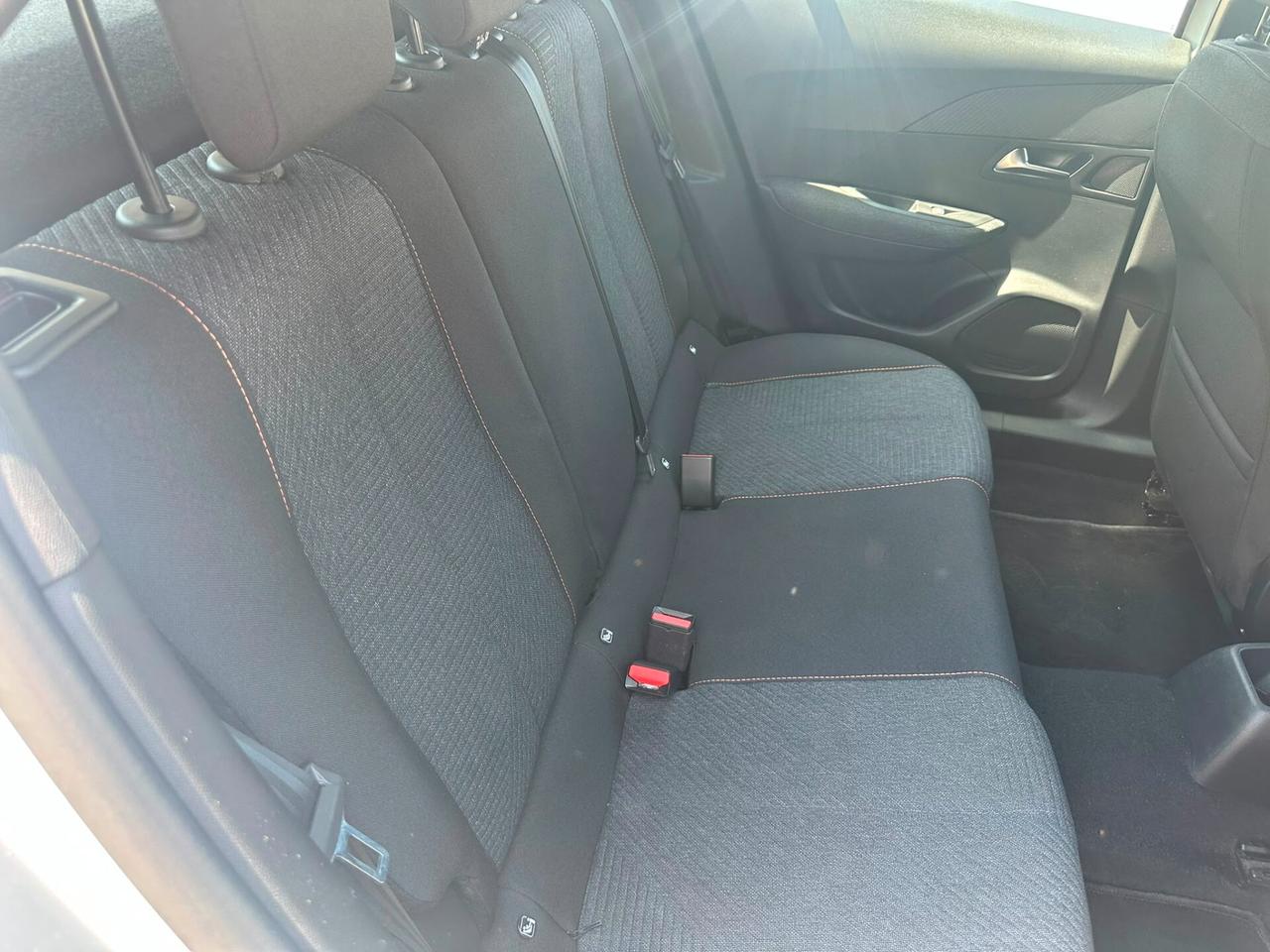 Peugeot 2008 PureTech 100 S&S Style
