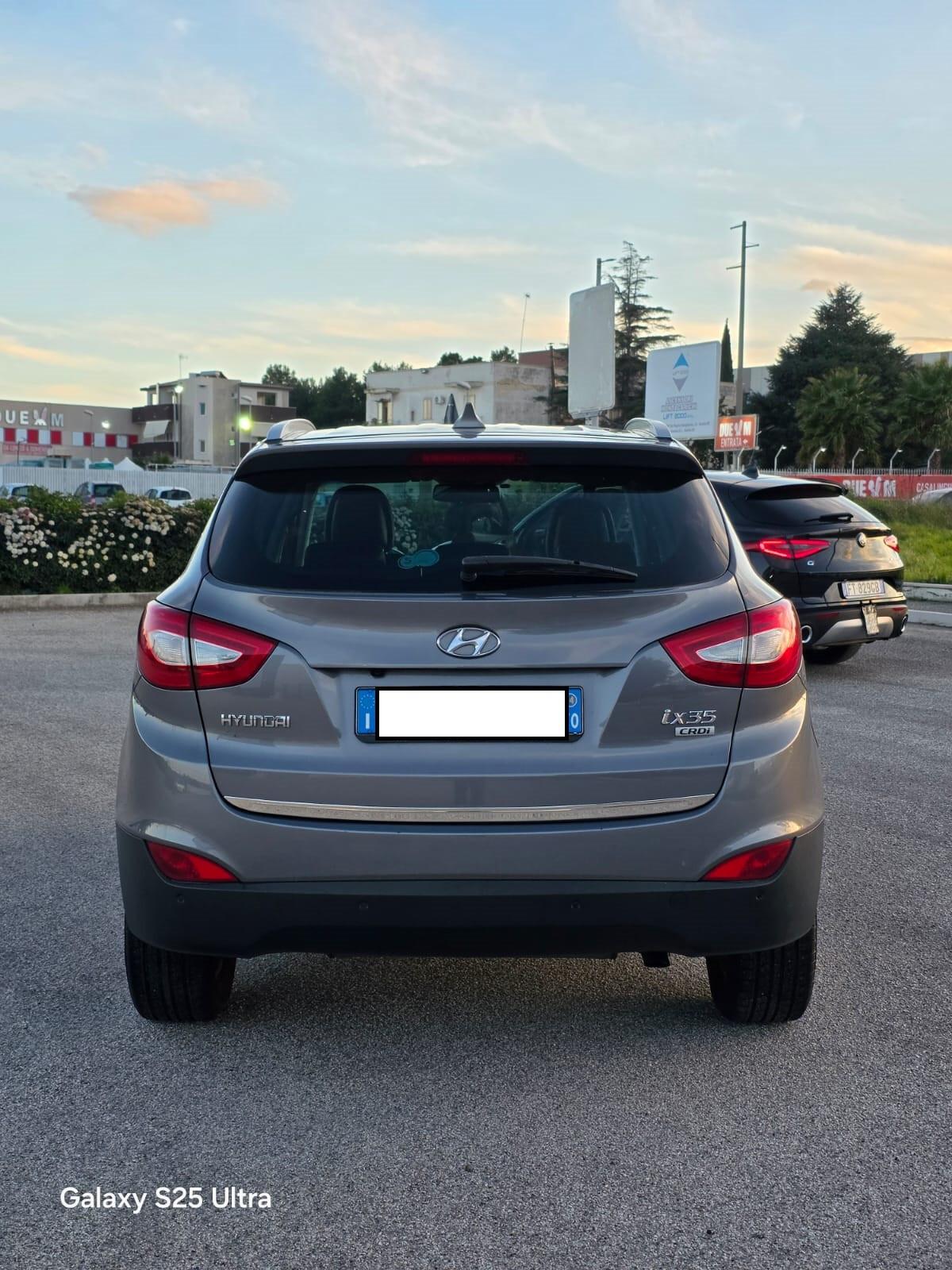 Hyundai iX35 1.7 CRDi 2WD Xpossible 2014