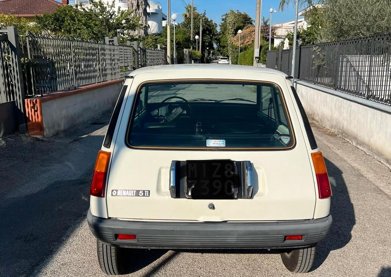 Renault R 5