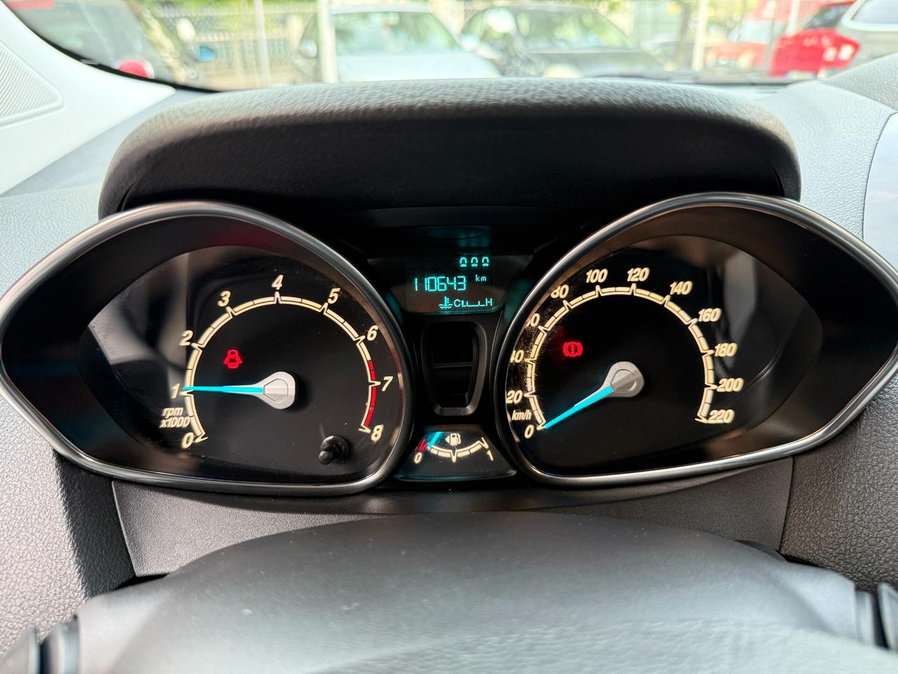 Ford Tourneo Courier 1.0 EcoBoost 100 CV Titanium