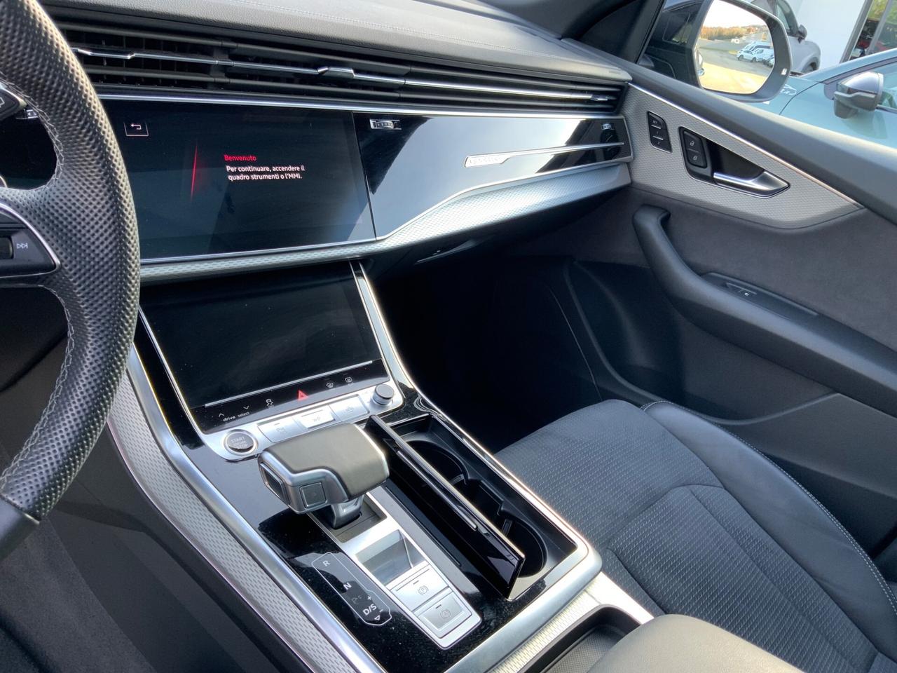 Audi Q8 SUV 50 TDI 286 CV quattro tiptronic S line edition TETTO.CERCHI DA 22. RUOTE POST STERZANTI