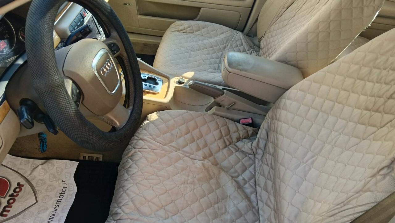 AUDI A4 2.5 TDI-AUTO-2005