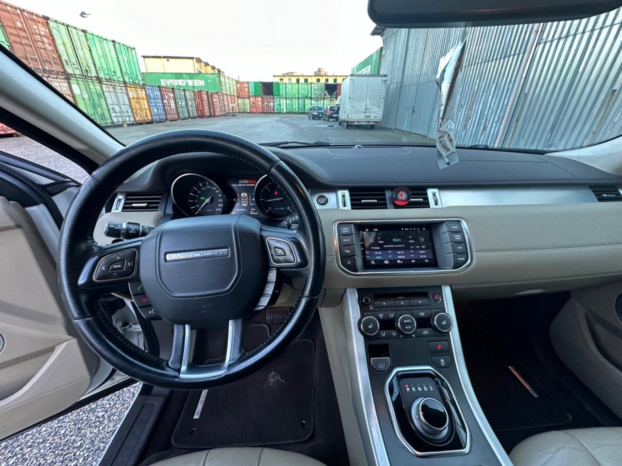 Land Rover Range Rover Evoque 2.2 TD4 5p. Pure