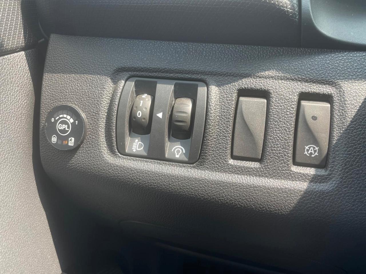 Renault Clio TCe 12V 90 CV GPL 5 porte Life