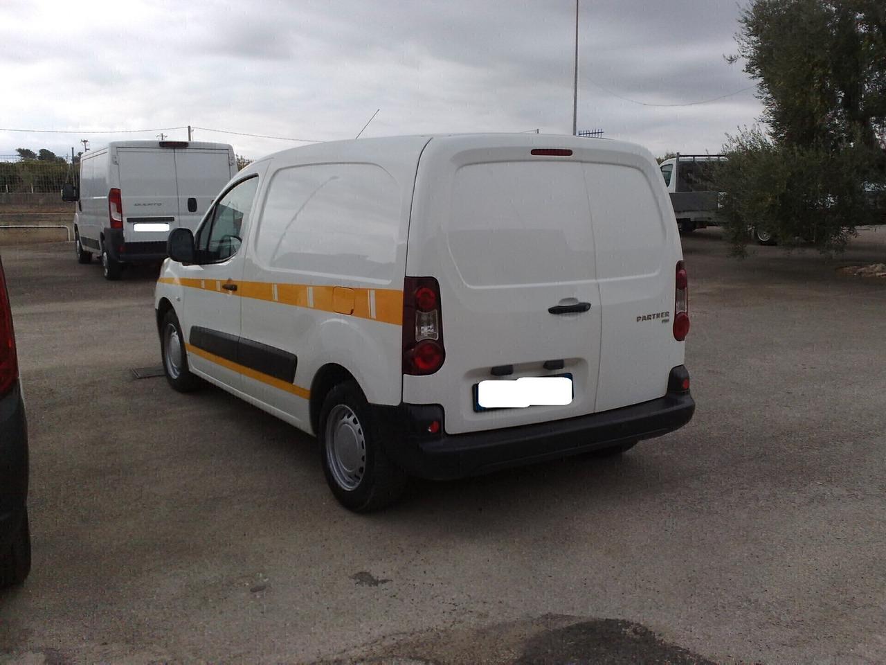 Peugeot partner 1.6hdi 90cv AUTOMATICO - 2012