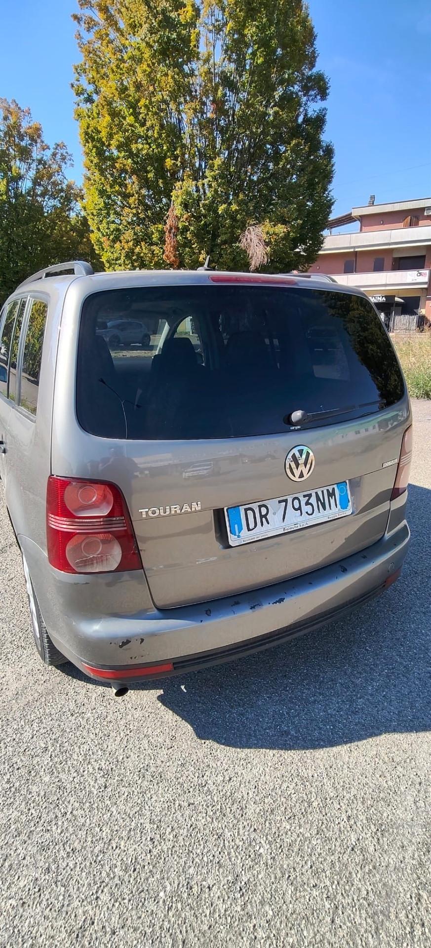 Volkswagen Touran 2.0 Conceptline Ecofuel