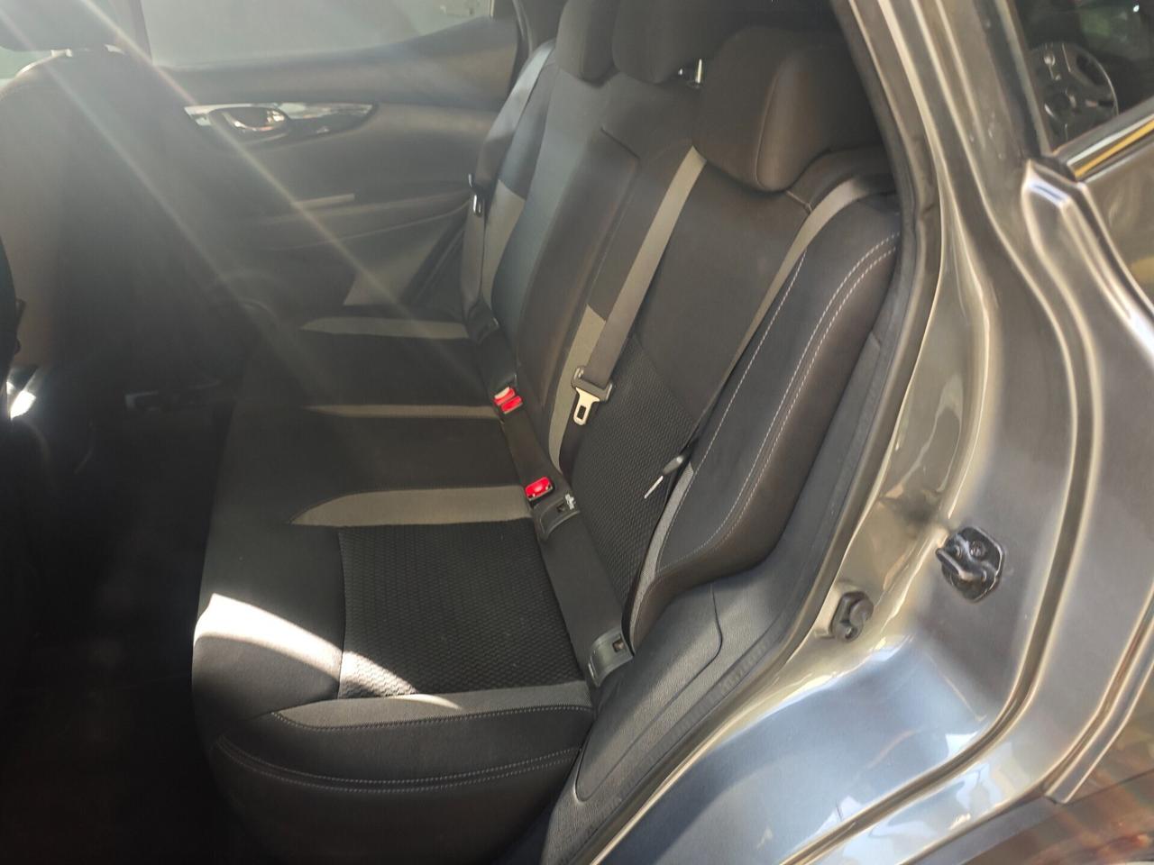 Nissan Qashqai 1.3 DIG-T 140 CV Business