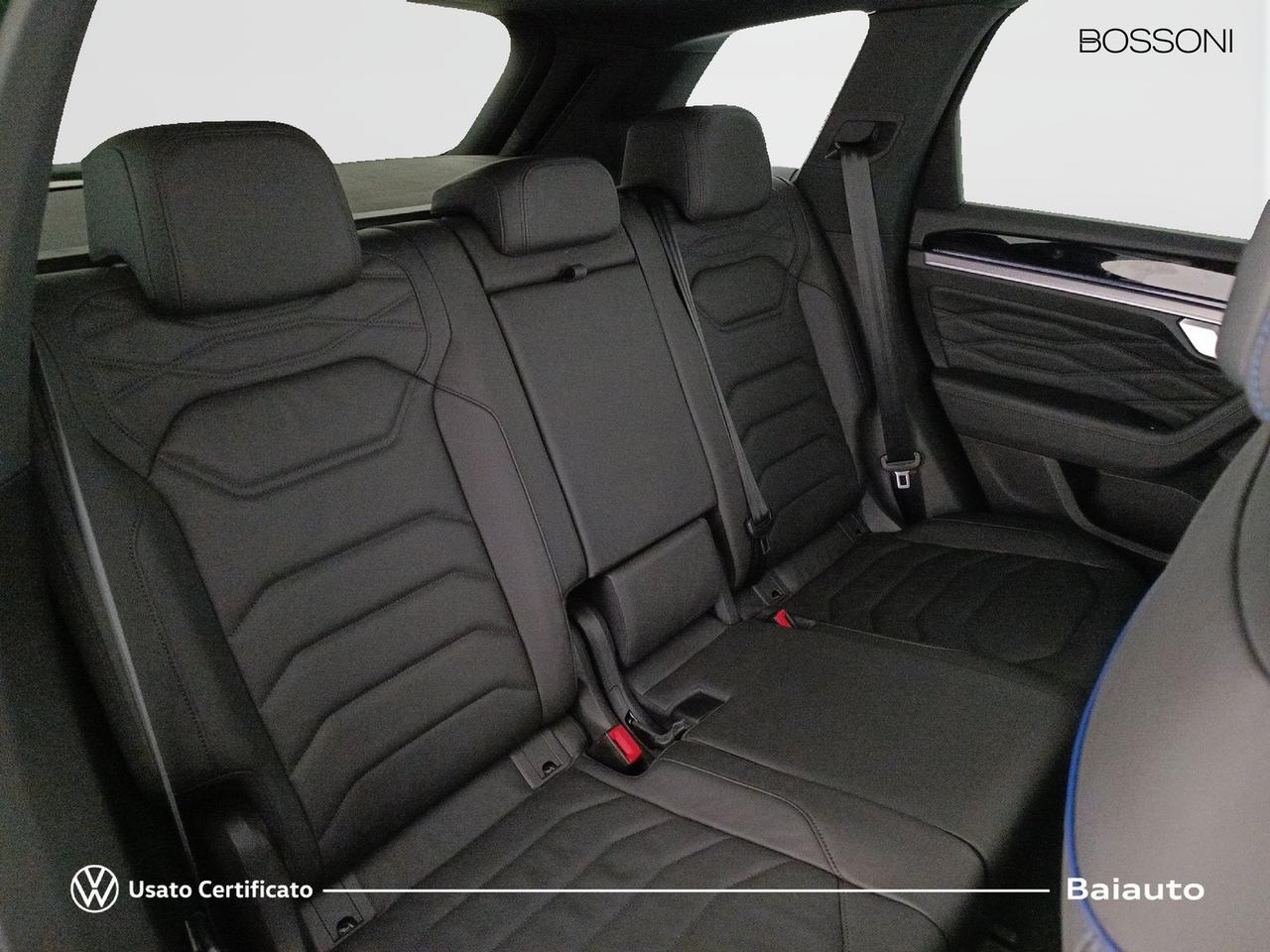 Volkswagen Touareg 3.0 v6 tsi ehybrid r 4motion tiptronic