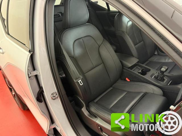 VOLVO XC40 D3 R-design MANUALE IVA FULL PELLE GARANZIA 24