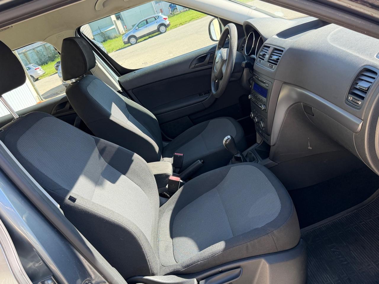 Skoda Yeti 2.0 TDI CR 110CV 4x4 Experience 2011