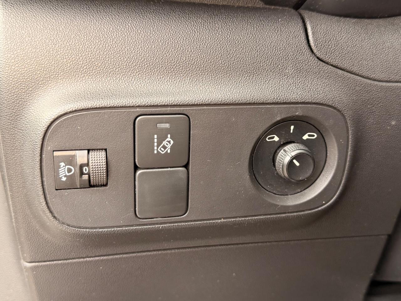 Citroen C3 1.2 benzina SHINE NAVI CAR PLAY