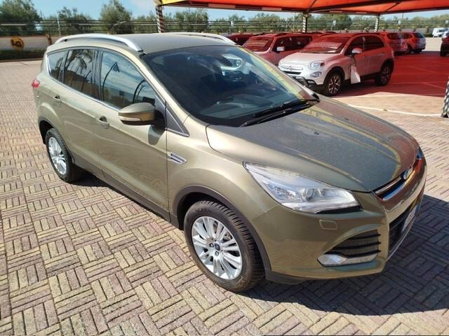 Ford Kuga 2.0 TDCI 140 CV 4WD Titanium