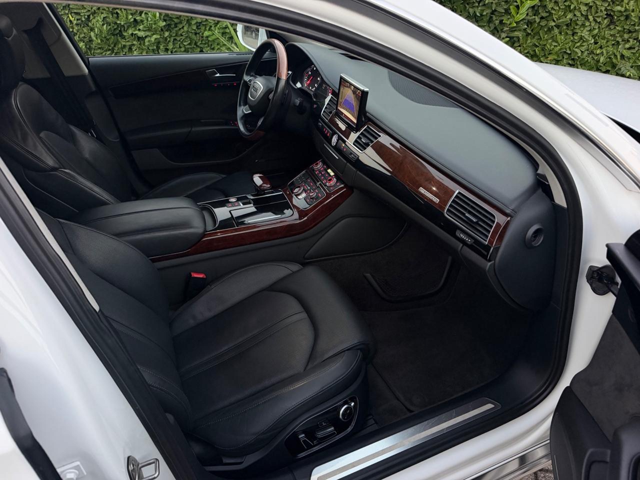 AUDI A8 4.2 V8 TDI QUATTRO TIPTRONIC – 351 CV