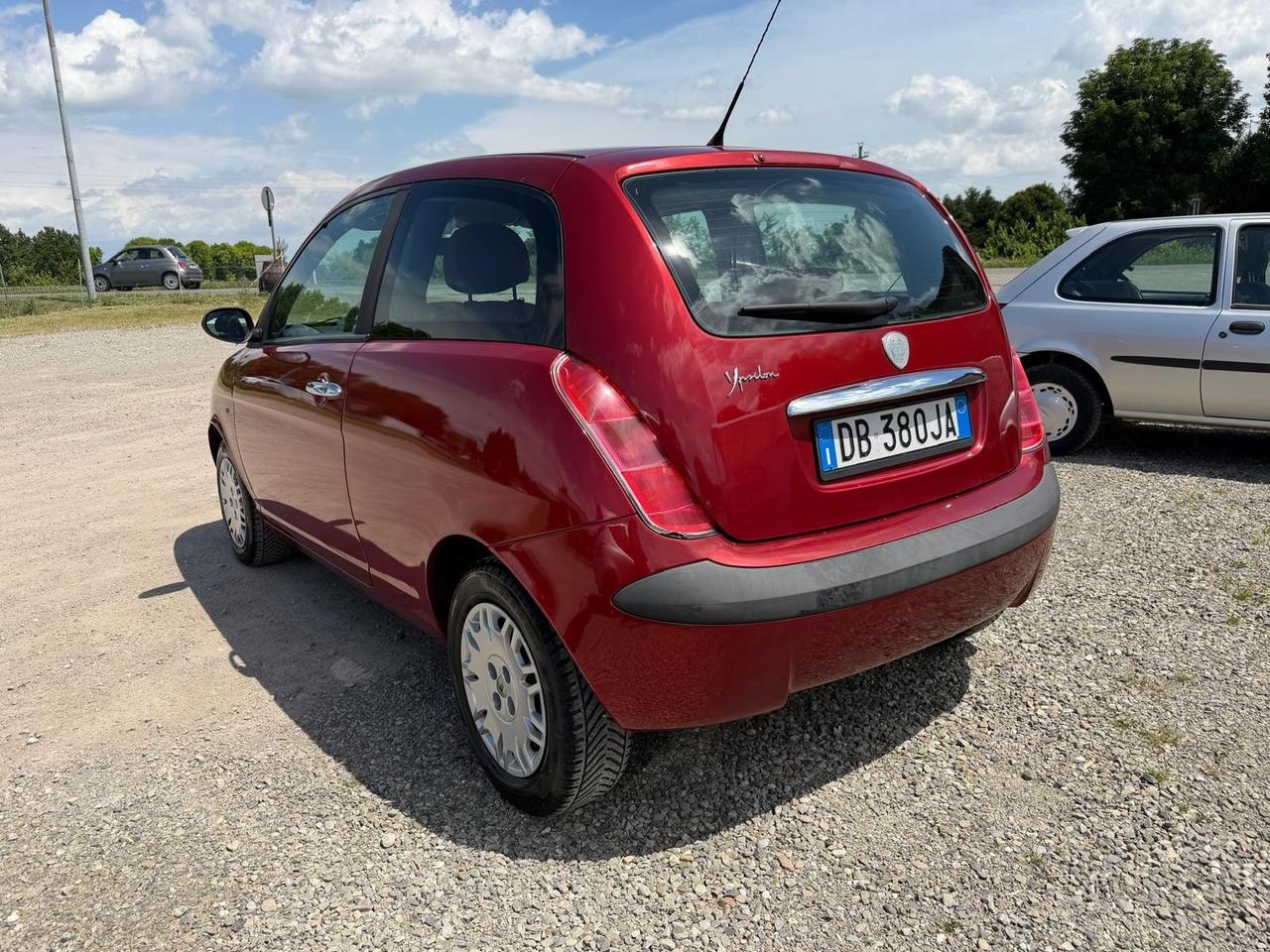 Lancia Ypsilon 1.2 16V Oro