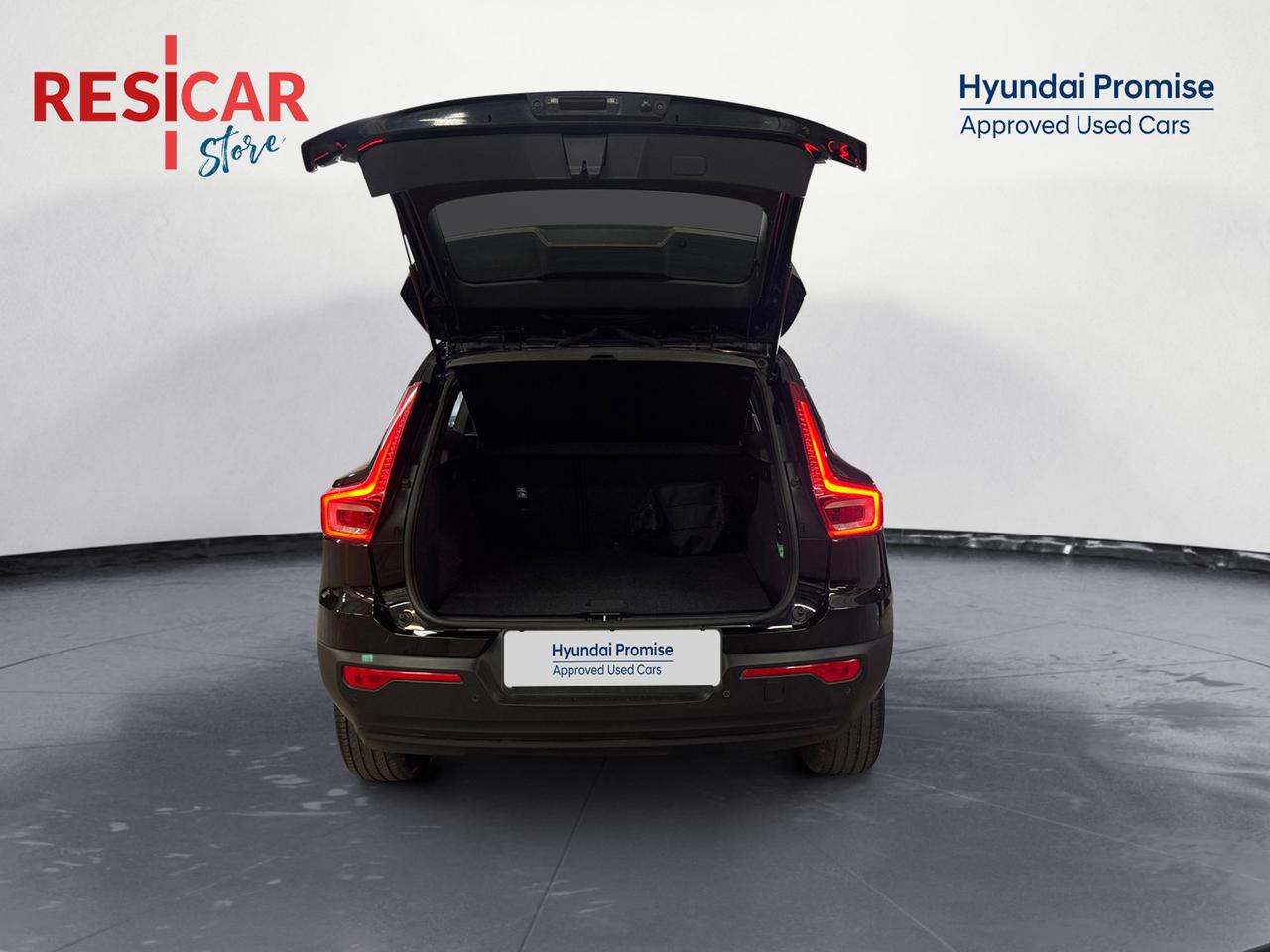 VOLVO XC40 1.5 t2 Momentum Core