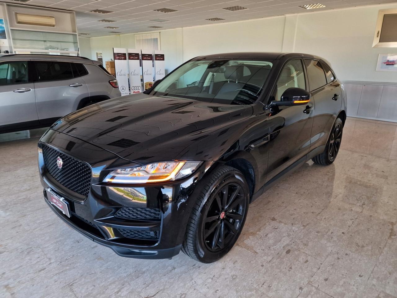 Jaguar F-Pace 2.0 D 180 CV 4x4