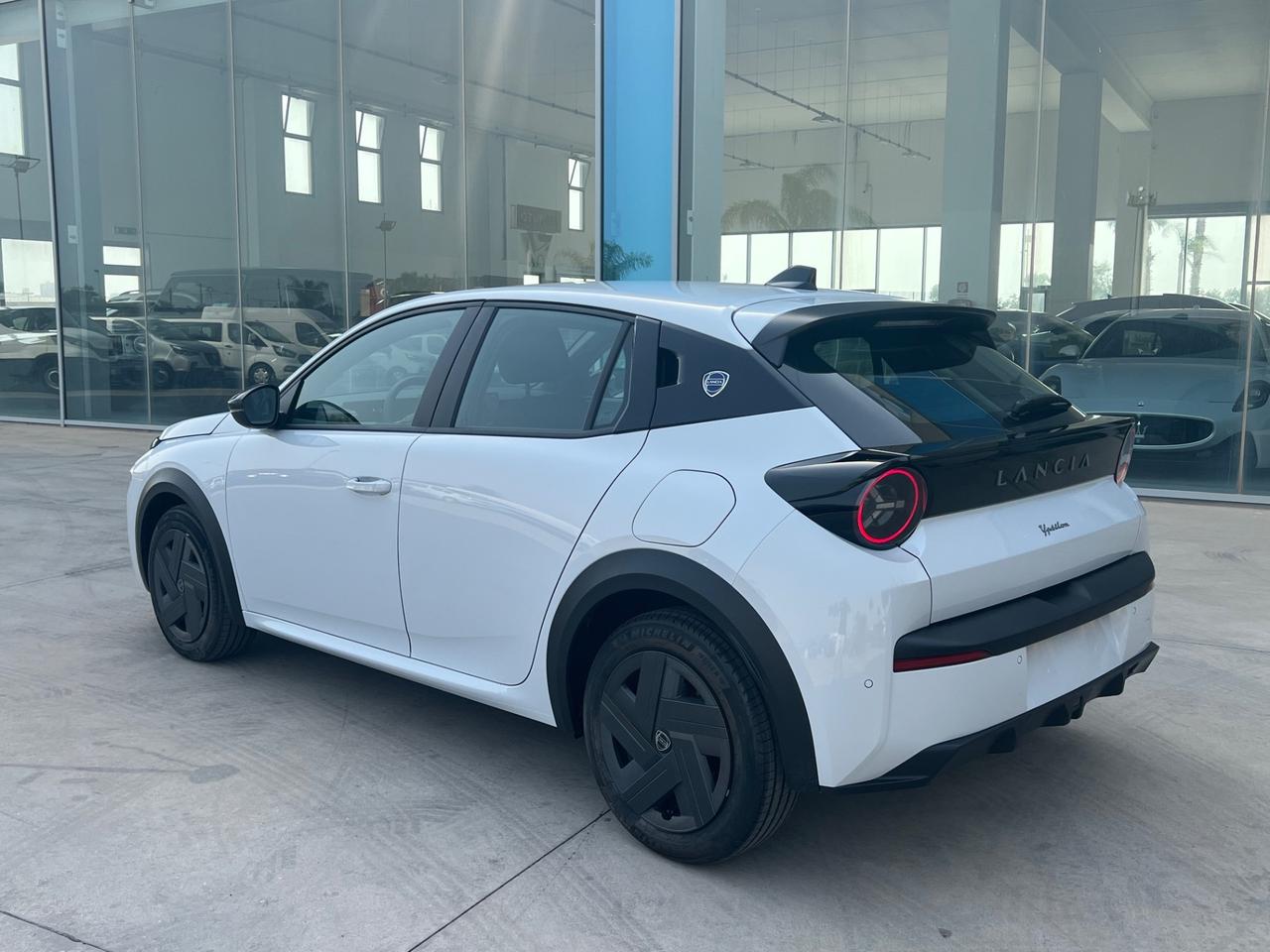 Lancia Ypsilon 1.2 turbo 100CV - possibilità noleggio no scoring