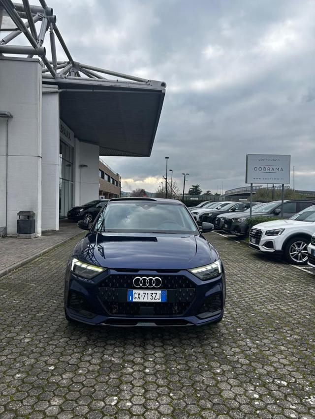 AUDI A1 allstreet 30 TFSI S tronic Identity Contrast