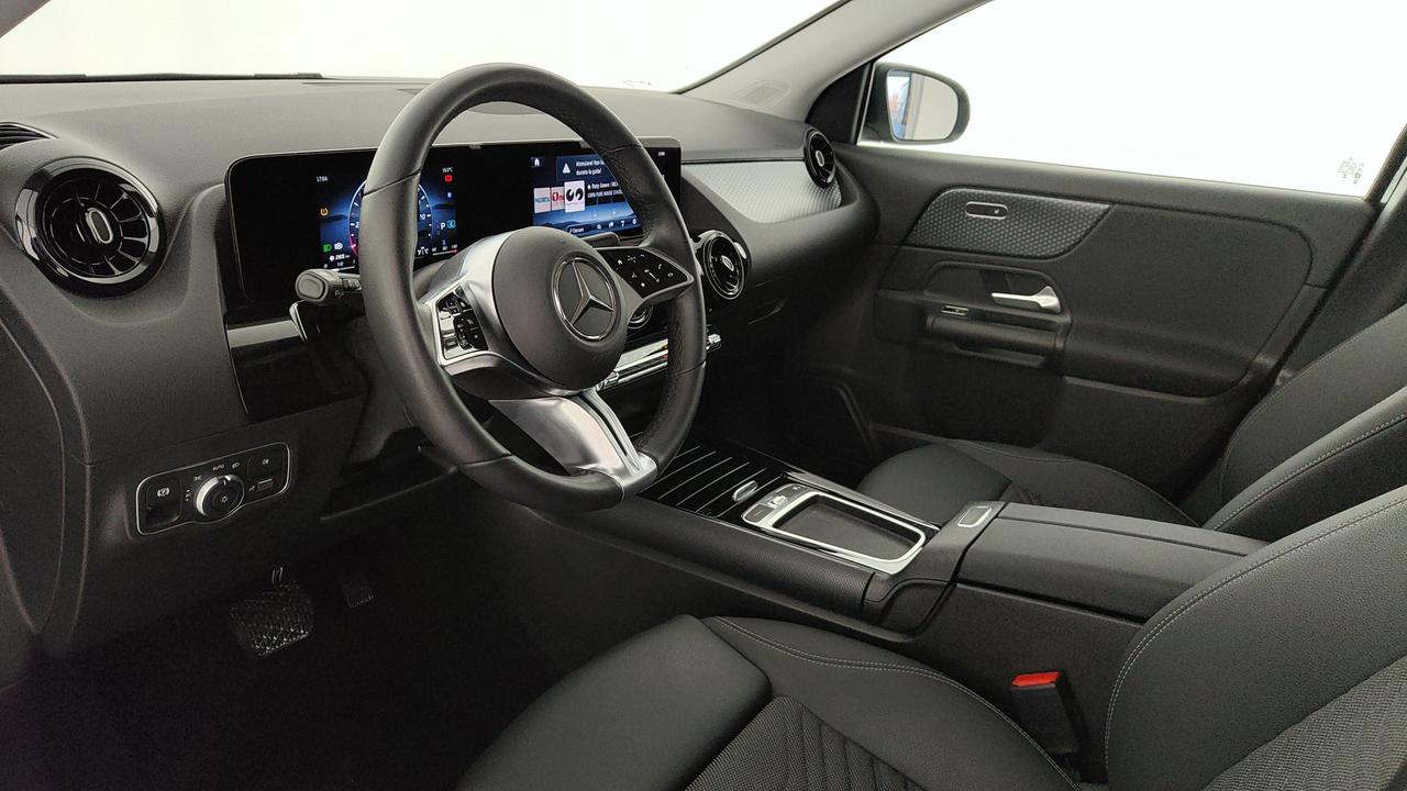Mercedes-Benz GLA 180 d Advanced auto
