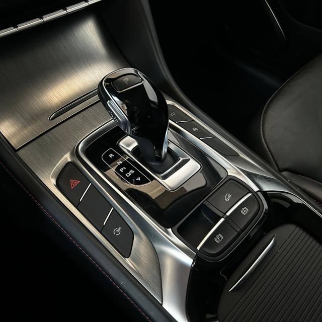 MG HS 1.5T-GDI AT Luxury