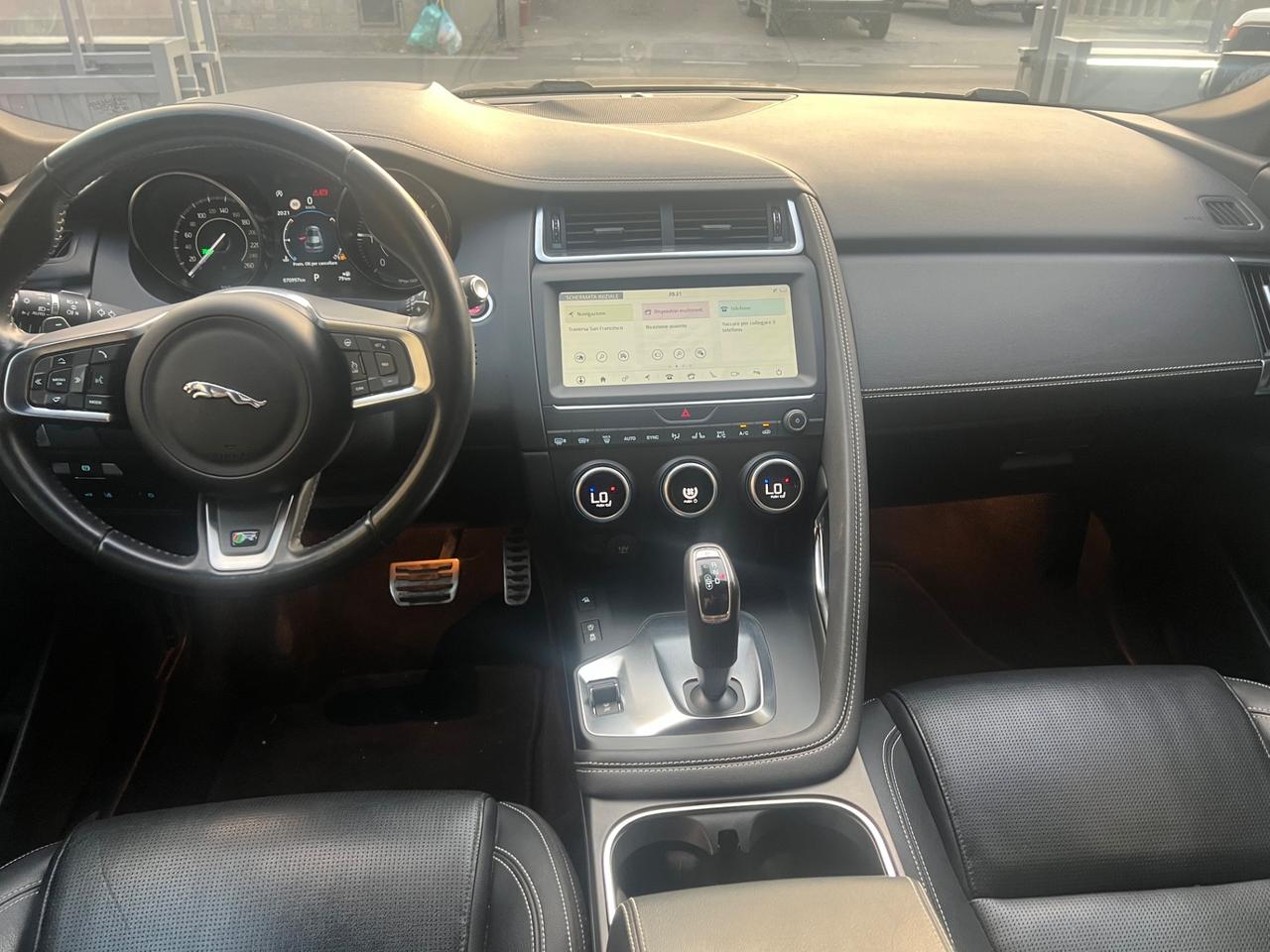 Jaguar E-Pace 2.0D 180 CV AWD R-Dynamic