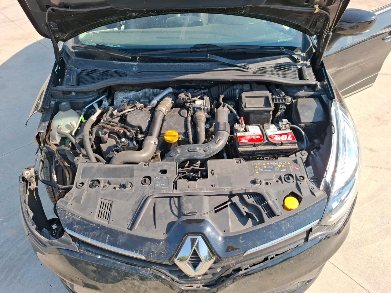 Renault Clio 1.5 dCi 90CV - SINISTRATA
