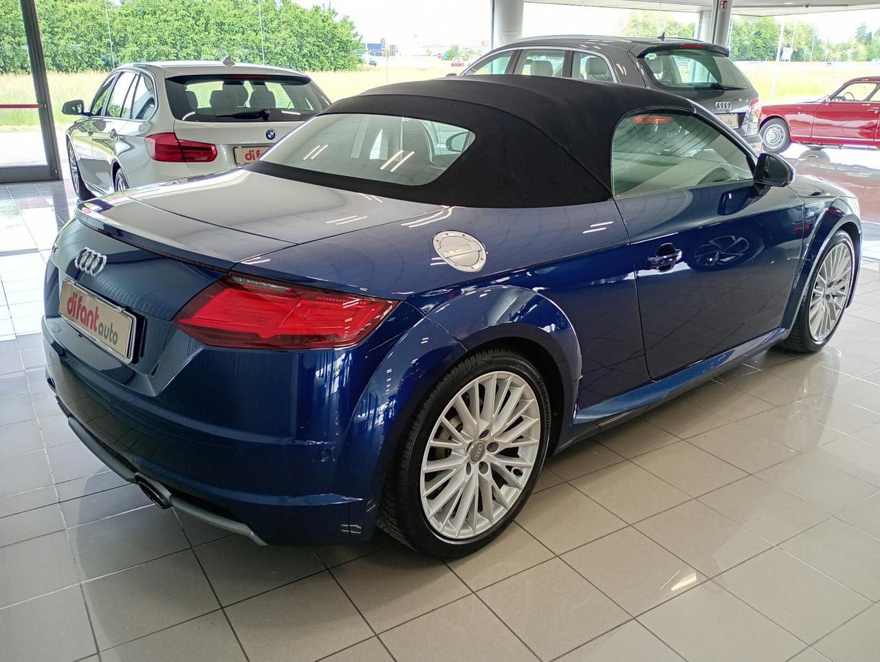 Audi TT Roadster 2.0 TFSI S line