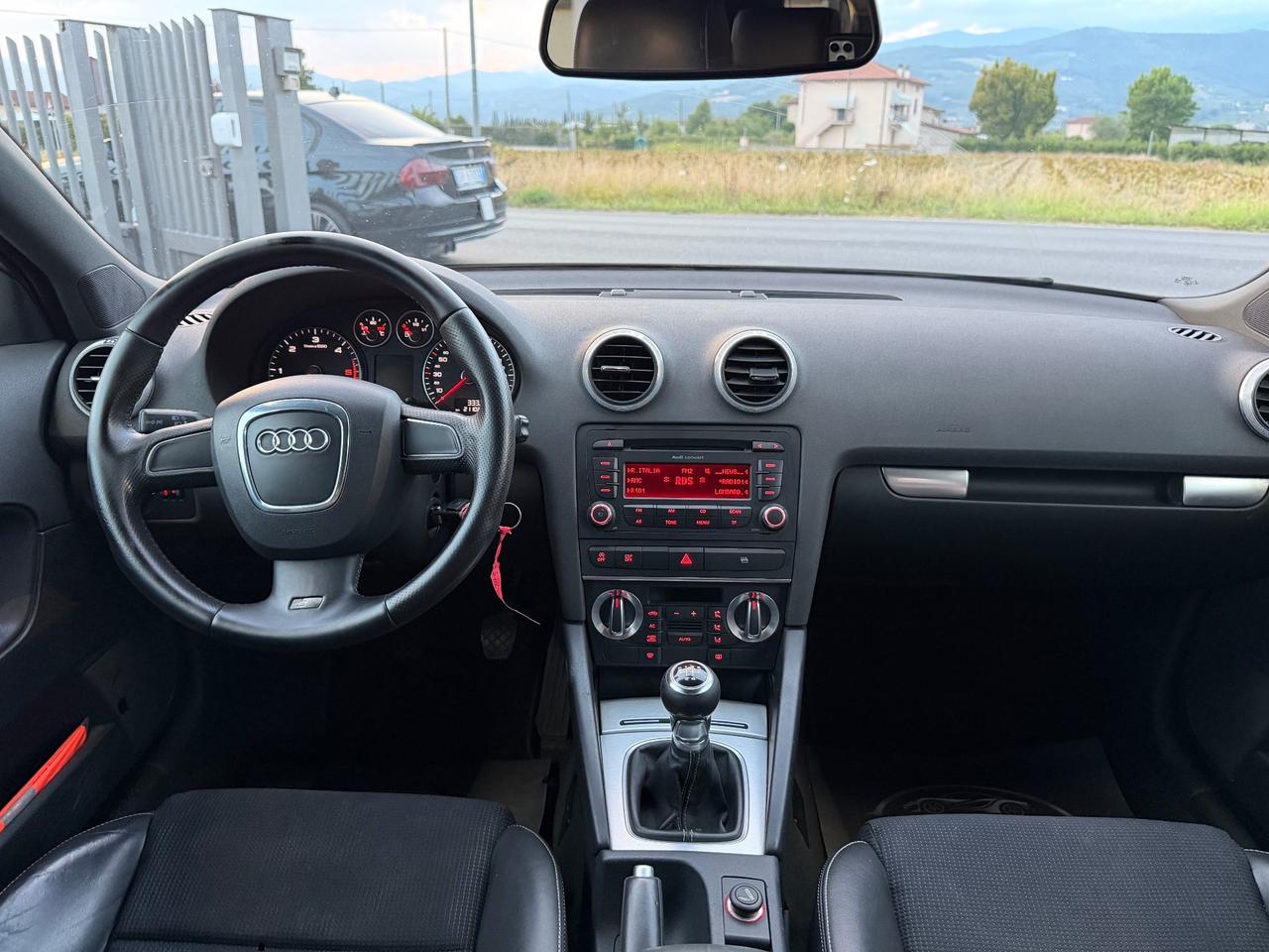 Audi A3 Sportback 1.6 105cv S-Line Total Black