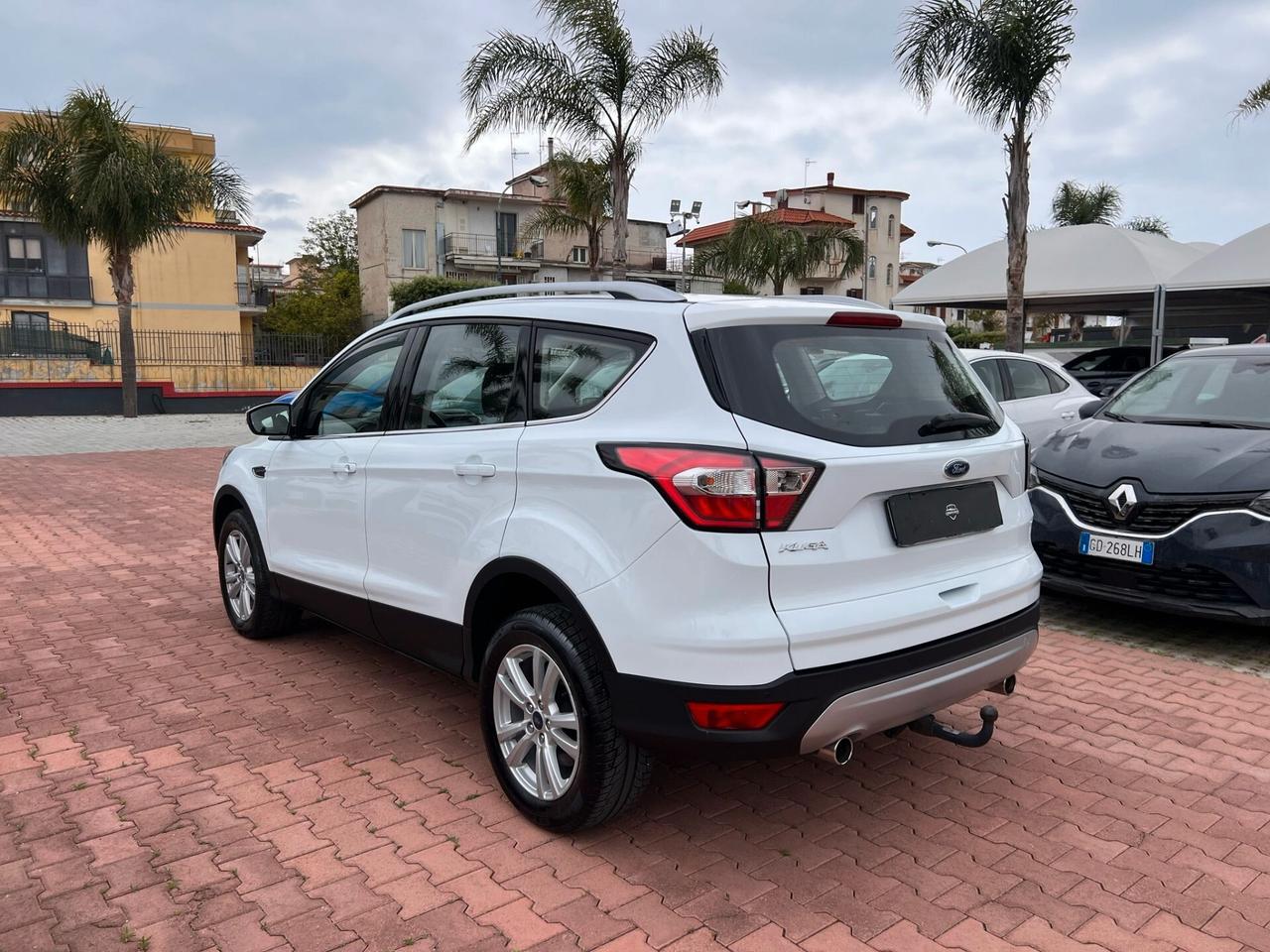 Ford Kuga 1.5 TDCI 120 CV S&S 2WD Titanium