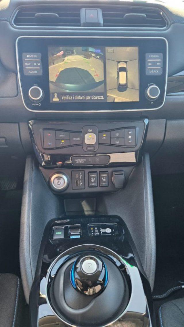 NISSAN Leaf N-Connecta 40 kWh