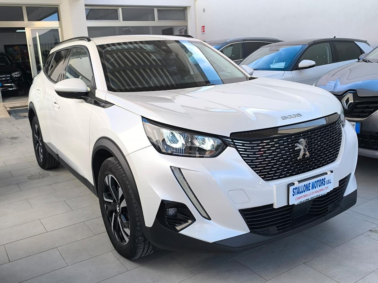 Peugeot 2008 BlueHDi 130 S&S EAT8 Allure Pack 2021