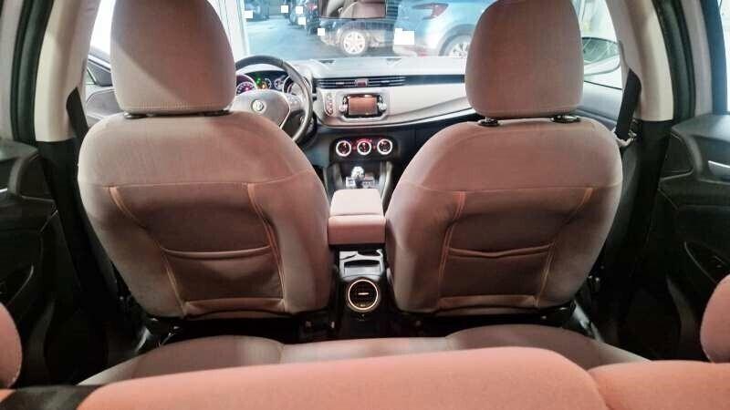 Alfa Romeo Giulietta 1.6 JTDm-2 105 CV Distinctive