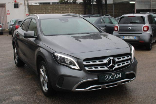 MERCEDES-BENZ GLA 180 d Sport