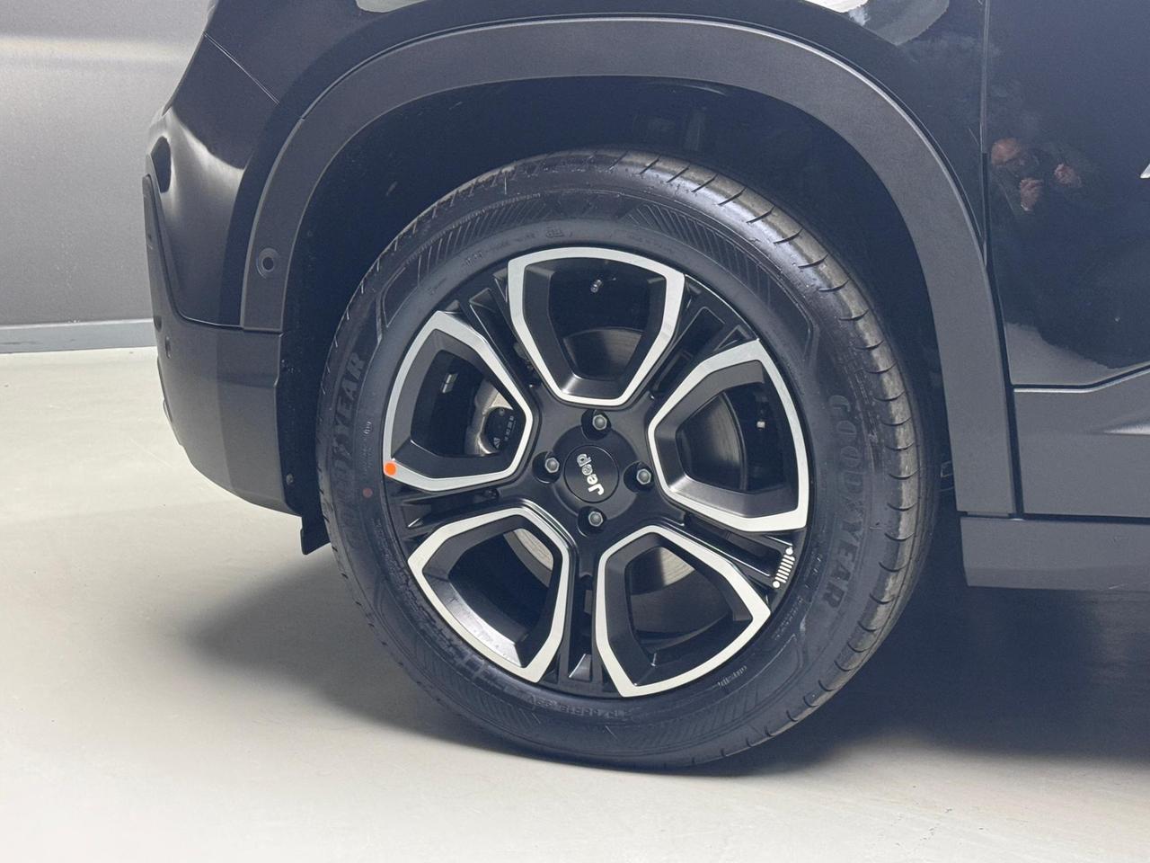 Jeep Avenger 1.2 turbo e-hybrid mhev Summit fwd 110cv edct6