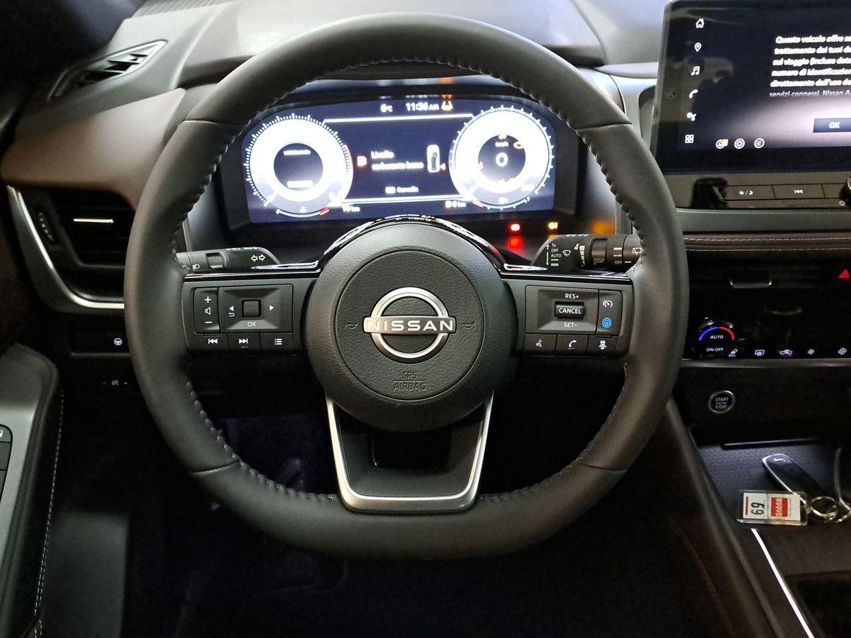 NISSAN QASHQAI TEKNA MHYB 140CV MT 2WD