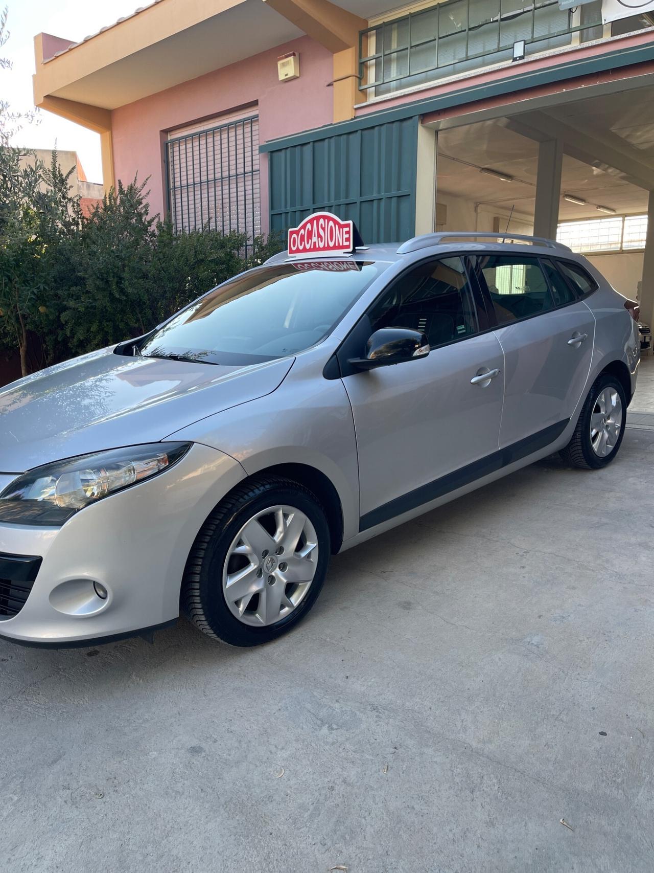 Renault Megane Mégane 1.5 dCi 110CV Attractive