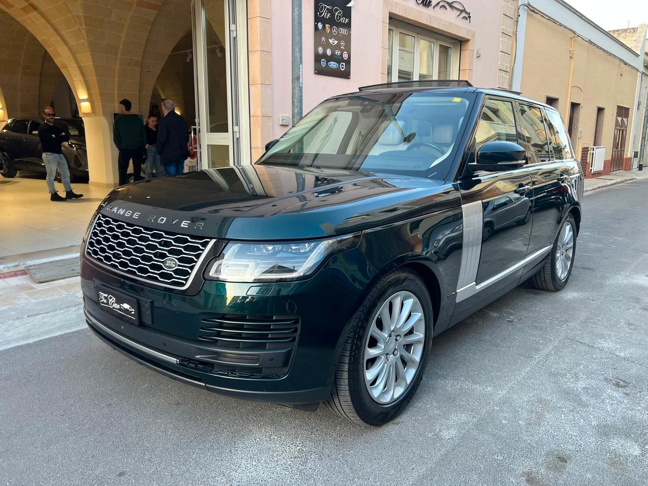 LAND ROVER RANGE ROVER VOGUE 3.0 V6 249CV 4X4 TETTO PELLE NAVI ANNO 2018