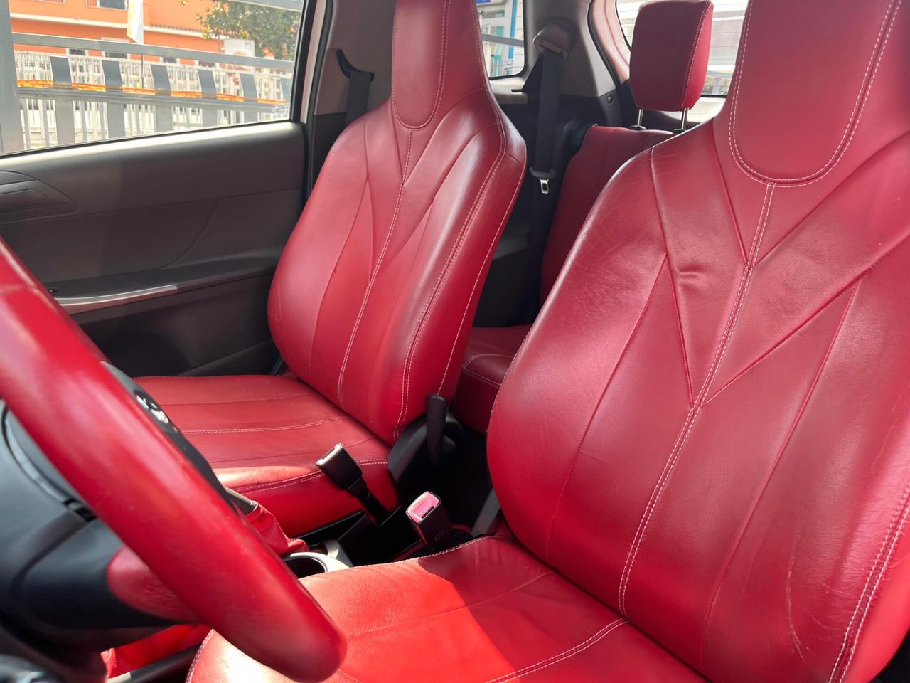 Toyota iQ 1.0