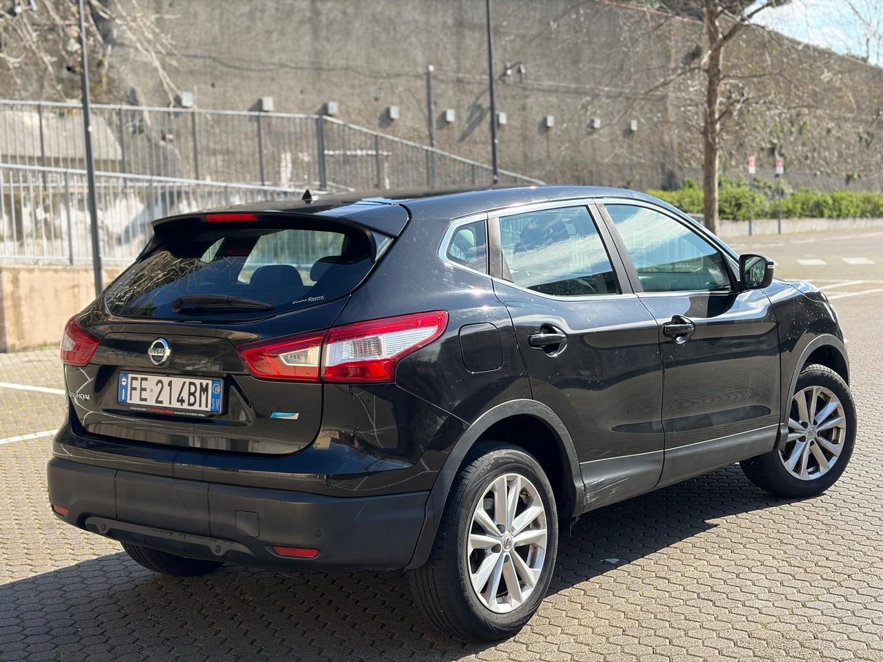 Nissan Qashqai 1.5 dCi 2WD in perfetto stato - 2016