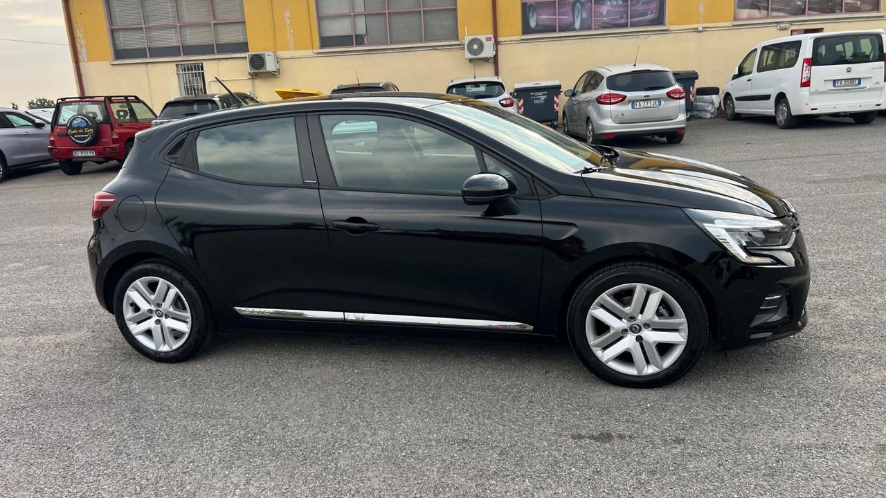 Renault Clio Full Hybrid E-Tech 140 CV 5 porte Intens