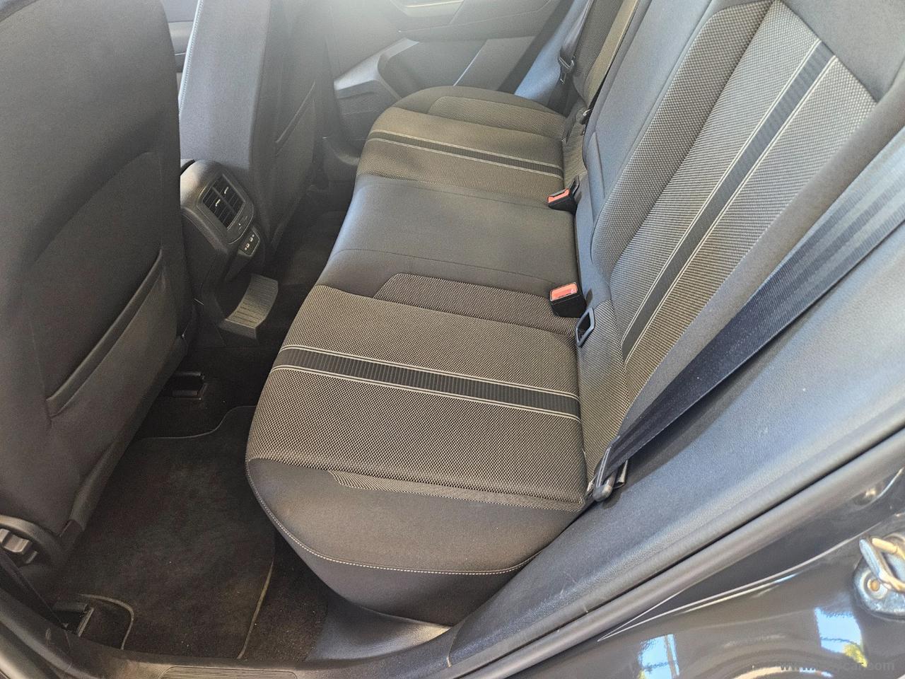 VOLKSWAGEN T-Roc 2.0 TDI SCR Style